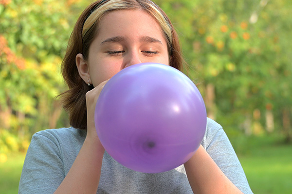 Balloon party games for teenagers