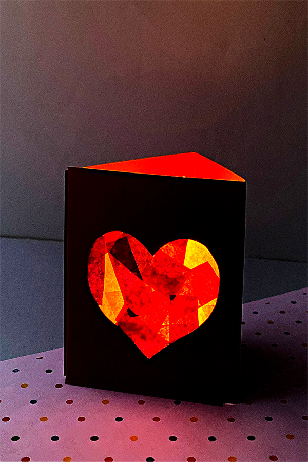 Valentine craft ideas: paper lantern