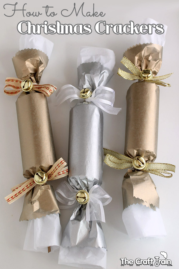 How to make Christmas crackers